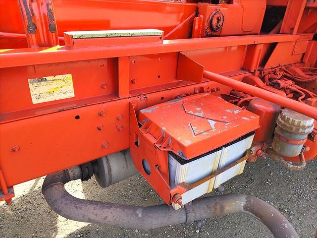 三菱ふそうファイターコンテナ専用車中型（4t）[写真09]