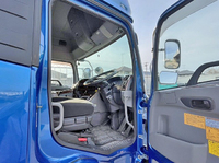 UDトラックスクオンダンプ大型（10t）[写真08]