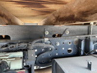 三菱ふそうキャンター平ボディ小型（2t・3t）[写真20]