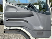 三菱ふそうキャンター平ボディ小型（2t・3t）[写真27]