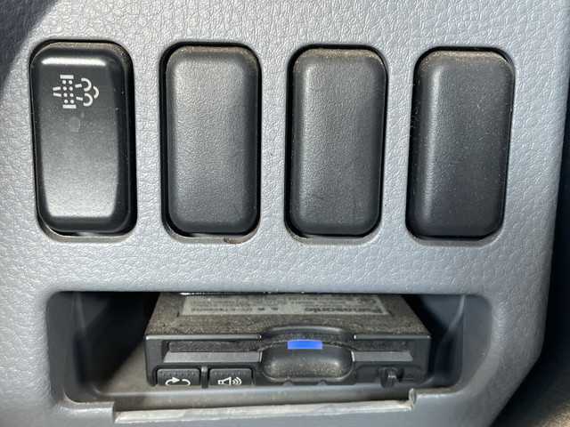 三菱ふそうキャンター平ボディ小型（2t・3t）[写真36]