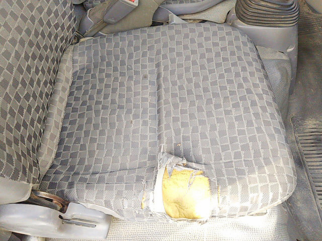 いすゞエルフ平ボディ小型（2t・3t）[写真15]