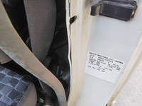 いすゞエルフ平ボディ小型（2t・3t）[写真21]