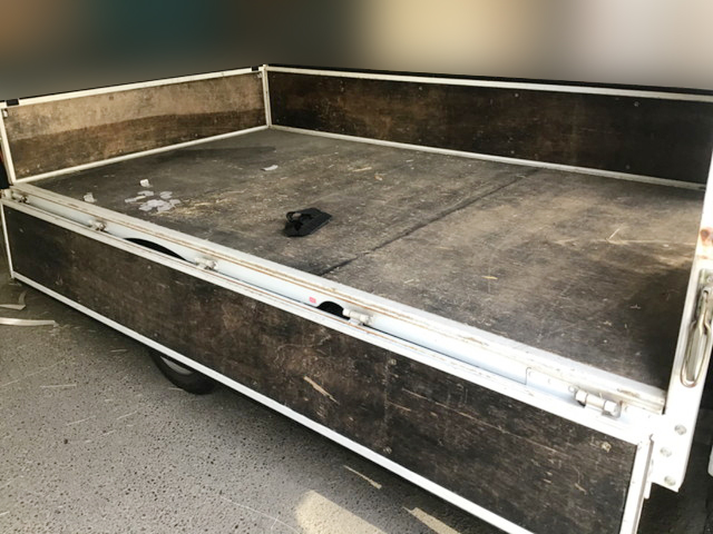 日産アトラス平ボディ小型（2t・3t）[写真02]