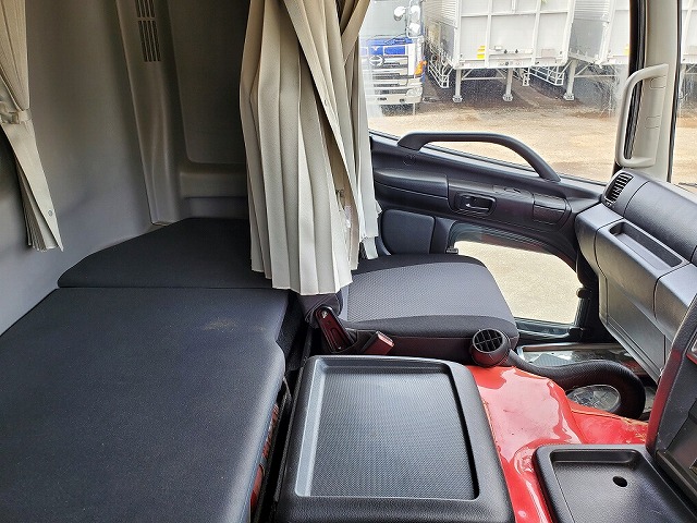 日野プロフィアアルミウイング大型（10t）[写真26]