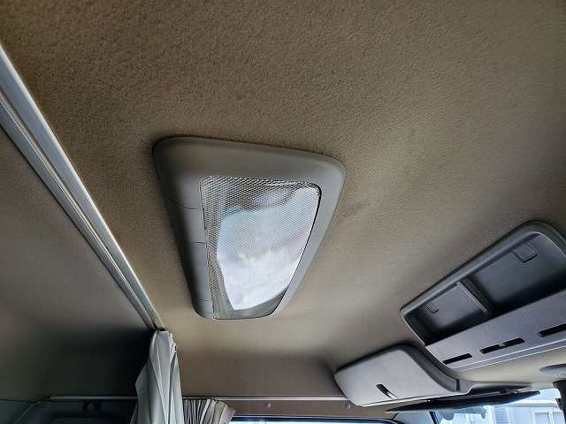 日野プロフィアアルミウイング大型（10t）[写真27]