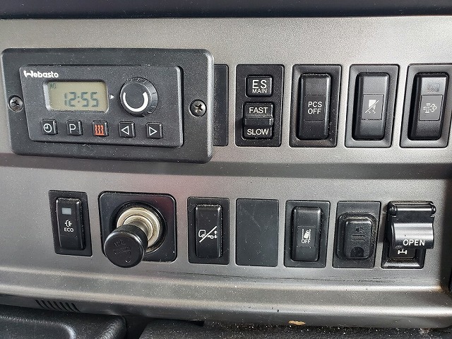 日野プロフィアアルミウイング大型（10t）[写真28]