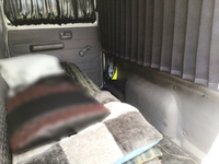 いすゞエルフダブルキャブ（Wキャブ）小型（2t・3t）[写真15]