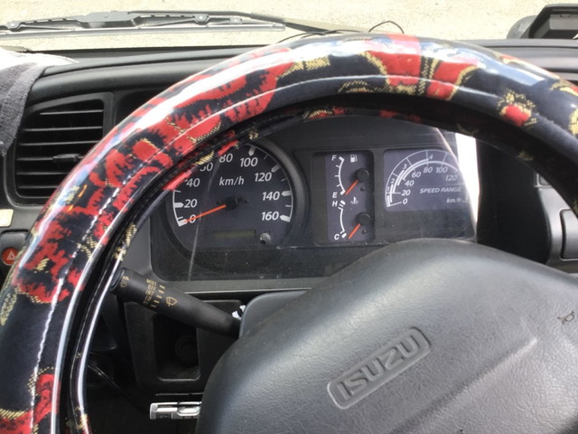 いすゞエルフダブルキャブ（Wキャブ）小型（2t・3t）[写真17]