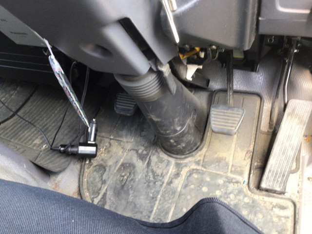 いすゞエルフダブルキャブ（Wキャブ）小型（2t・3t）[写真19]