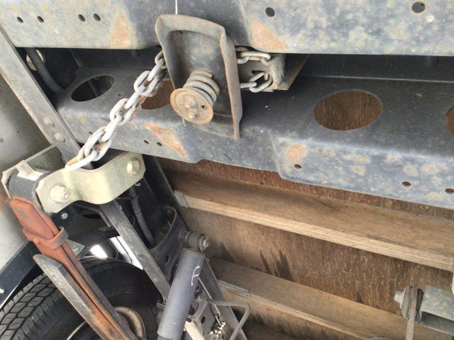 いすゞエルフダブルキャブ（Wキャブ）小型（2t・3t）[写真07]