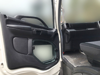 日野レンジャーユニック4段増トン（6t・8t）[写真23]