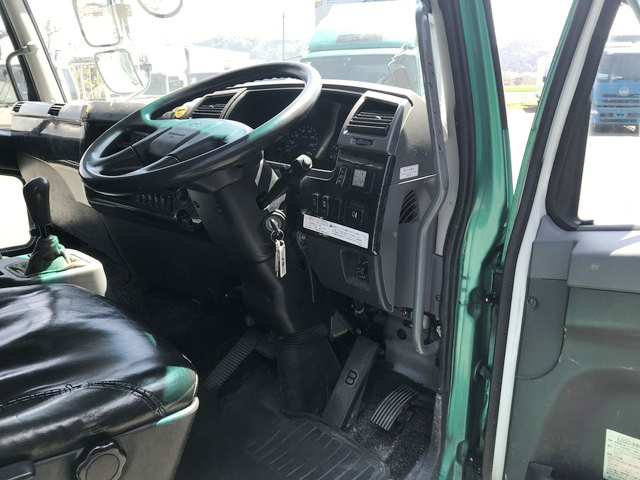 三菱ふそうファイターアルミブロック増トン（6t・8t）[写真31]