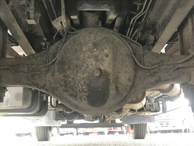 いすゞフォワードパッカー車（塵芥車）増トン（6t・8t）[写真28]