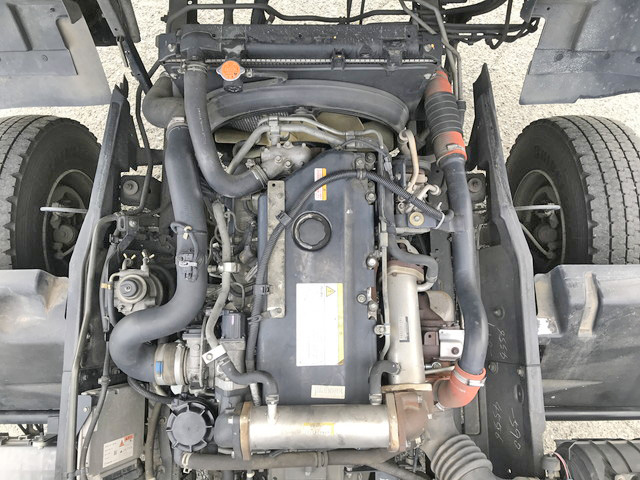 いすゞフォワードパッカー車（塵芥車）増トン（6t・8t）[写真29]