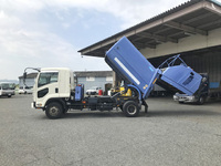 いすゞフォワードパッカー車（塵芥車）増トン（6t・8t）[写真06]