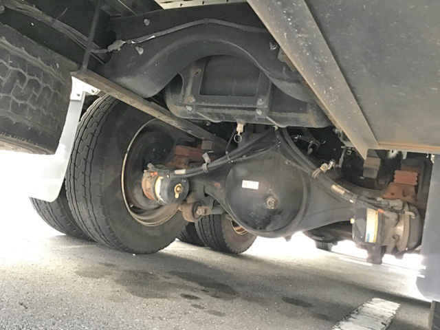 いすゞフォワードアルミバン増トン（6t・8t）[写真18]