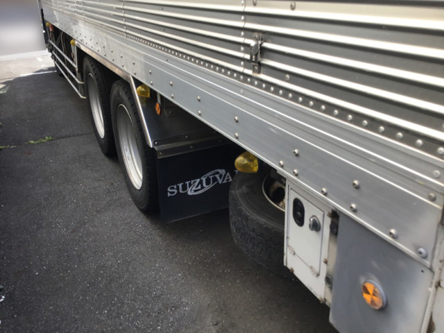 いすゞフォワードアルミバン増トン（6t・8t）[写真08]