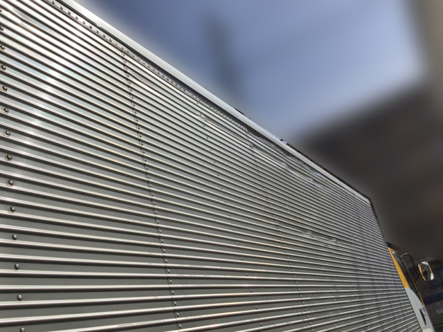 いすゞフォワードアルミバン増トン（6t・8t）[写真09]