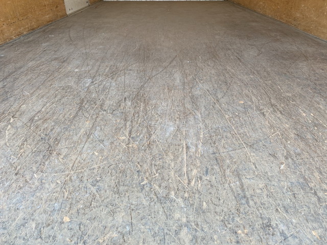 いすゞエルフアルミバン小型（2t・3t）[写真12]