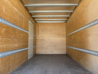 いすゞエルフアルミバン小型（2t・3t）[写真08]