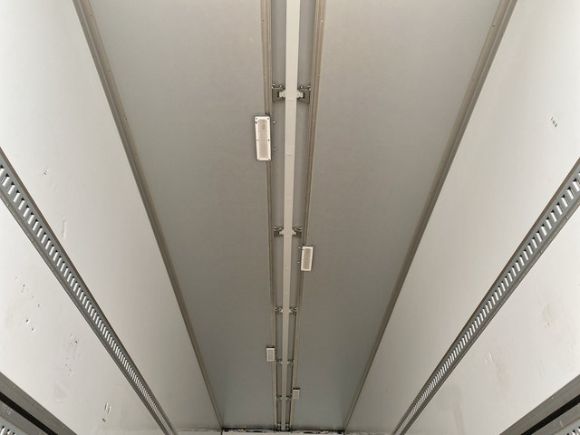 三菱ふそうスーパーグレートパネルウイング大型（10t）[写真11]