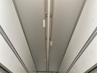 三菱ふそうスーパーグレートパネルウイング大型（10t）[写真11]