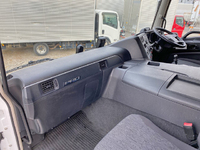 三菱ふそうスーパーグレートパネルウイング大型（10t）[写真29]