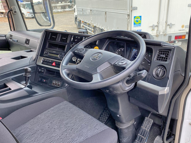 三菱ふそうスーパーグレートパネルウイング大型（10t）[写真33]