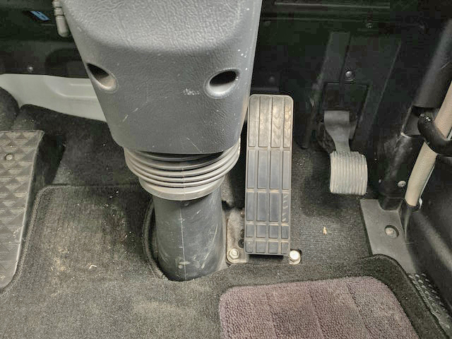 三菱ふそうスーパーグレートパネルウイング大型（10t）[写真38]