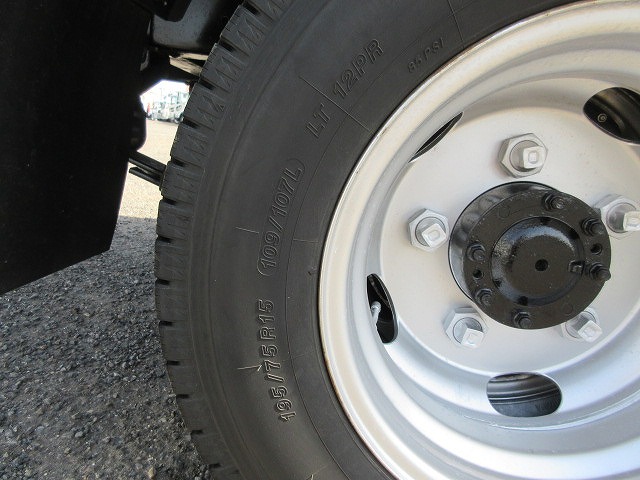 トヨタダイナ平ボディ小型（2t・3t）[写真16]