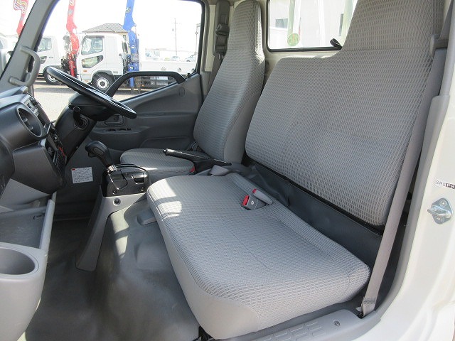 トヨタダイナ平ボディ小型（2t・3t）[写真28]