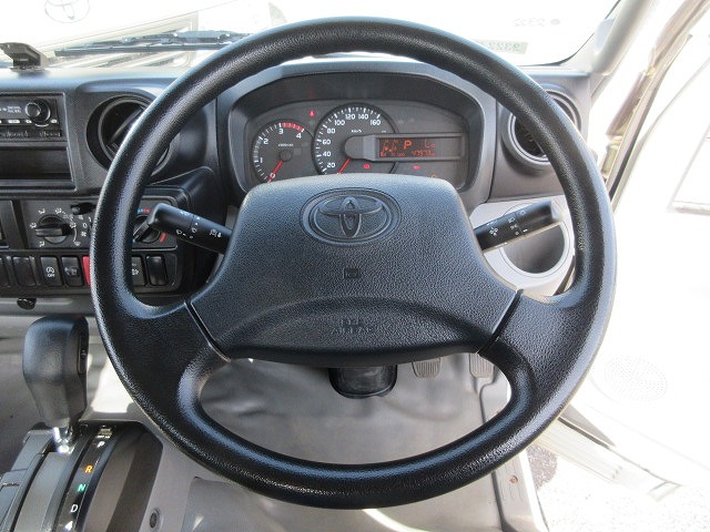 トヨタダイナ平ボディ小型（2t・3t）[写真29]