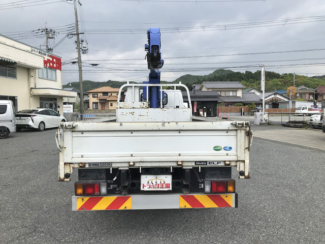 いすゞエルフクレーン4段小型（2t・3t）[写真11]