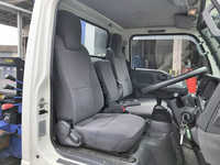 いすゞエルフクレーン4段小型（2t・3t）[写真31]