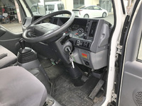 いすゞエルフクレーン4段小型（2t・3t）[写真32]