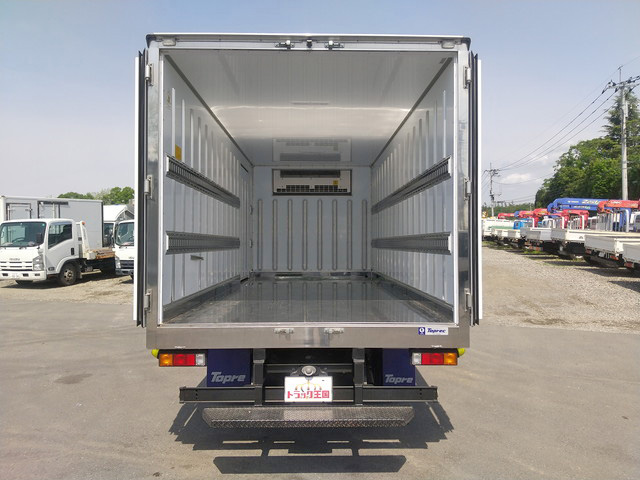 三菱ふそうキャンター冷凍車（冷蔵車）小型（2t・3t）[写真10]