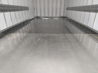 三菱ふそうキャンター冷凍車（冷蔵車）小型（2t・3t）[写真15]