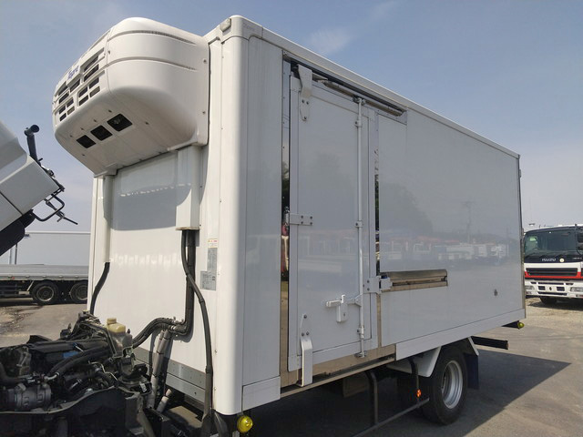 三菱ふそうキャンター冷凍車（冷蔵車）小型（2t・3t）[写真18]