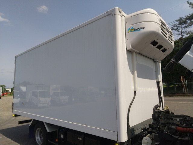 三菱ふそうキャンター冷凍車（冷蔵車）小型（2t・3t）[写真19]