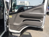 三菱ふそうキャンター冷凍車（冷蔵車）小型（2t・3t）[写真30]