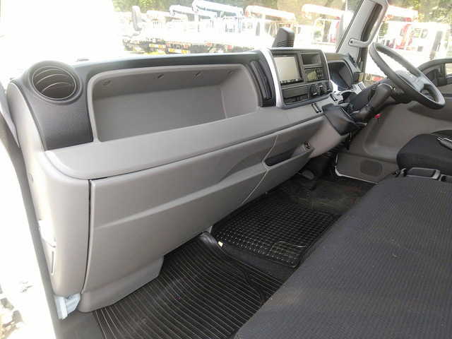 三菱ふそうキャンター冷凍車（冷蔵車）小型（2t・3t）[写真35]