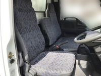 日産アトラスアルミバン小型（2t・3t）[写真18]