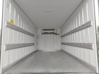 三菱ふそうキャンター冷凍車（冷蔵車）小型（2t・3t）[写真11]