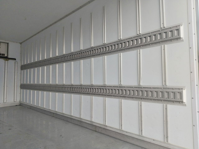 三菱ふそうキャンター冷凍車（冷蔵車）小型（2t・3t）[写真13]