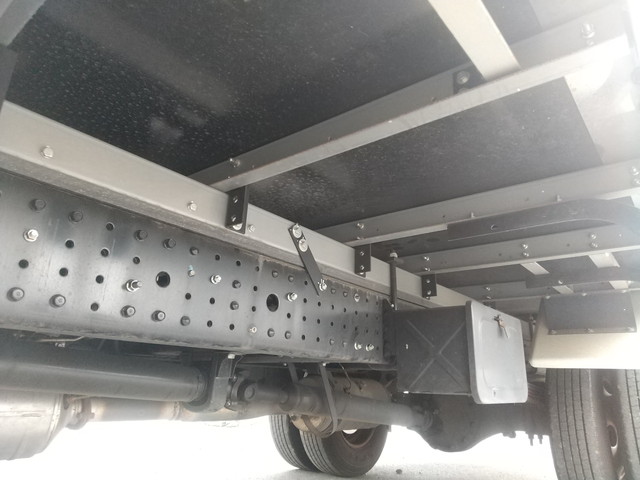 三菱ふそうキャンター冷凍車（冷蔵車）小型（2t・3t）[写真21]