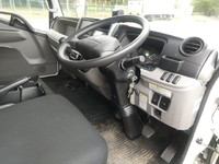 三菱ふそうキャンター冷凍車（冷蔵車）小型（2t・3t）[写真32]