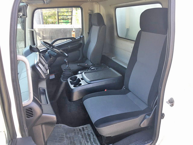 日野レンジャー冷凍車（冷蔵車）中型（4t）[写真31]