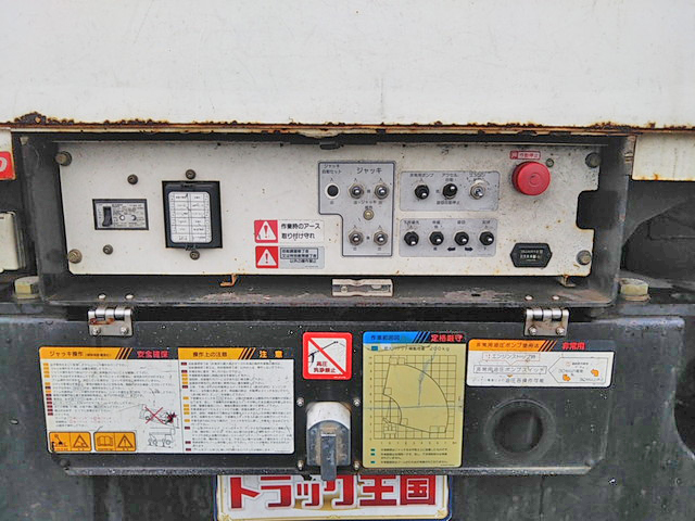 日野デュトロ高所作業車小型（2t・3t）[写真19]