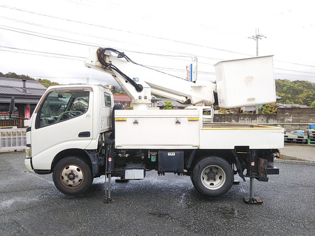 日野デュトロ高所作業車小型（2t・3t）[写真05]